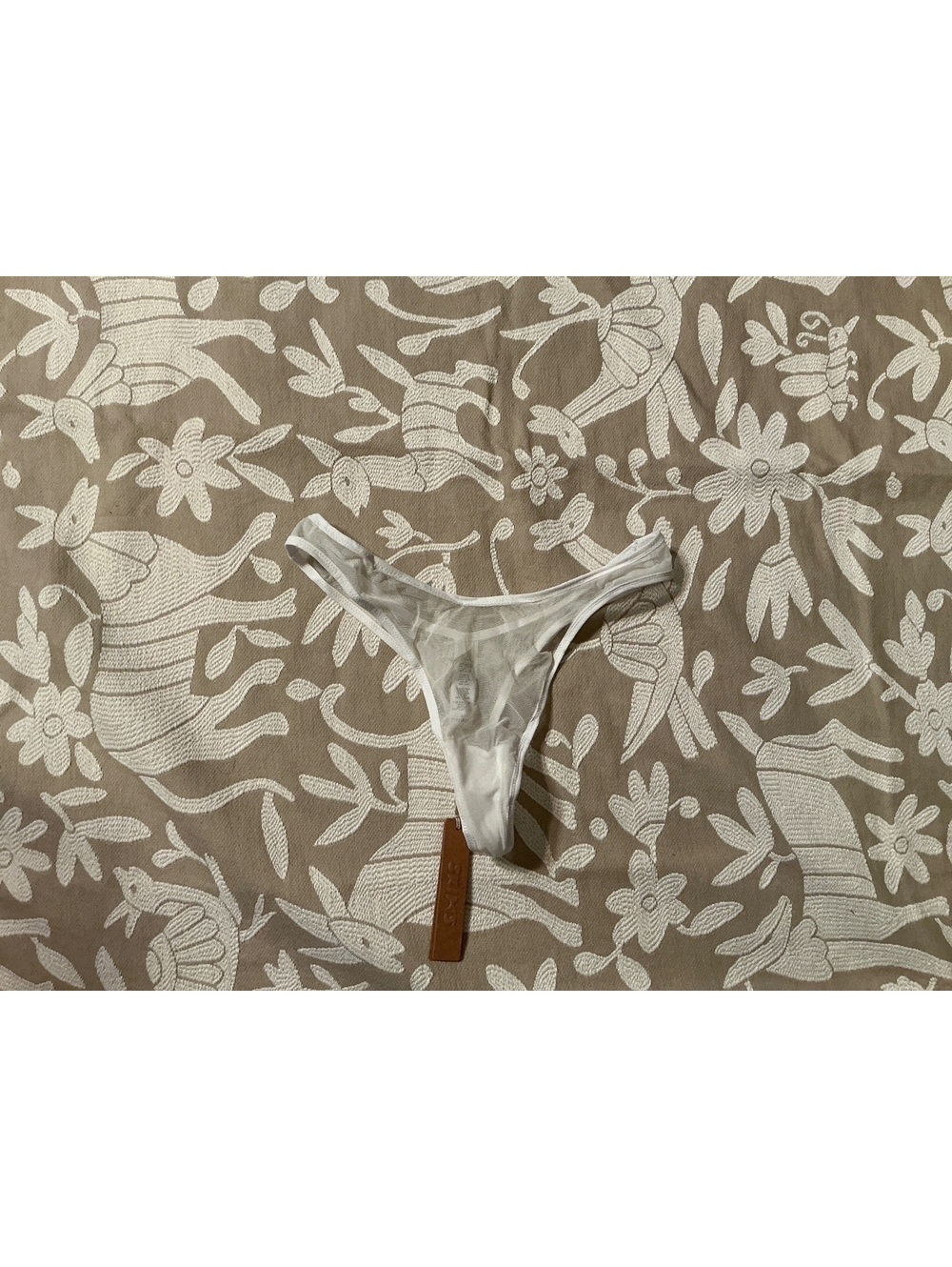 NWT Skims Ultra Fine Mesh Micro Dipped Thong Sz XXS in White